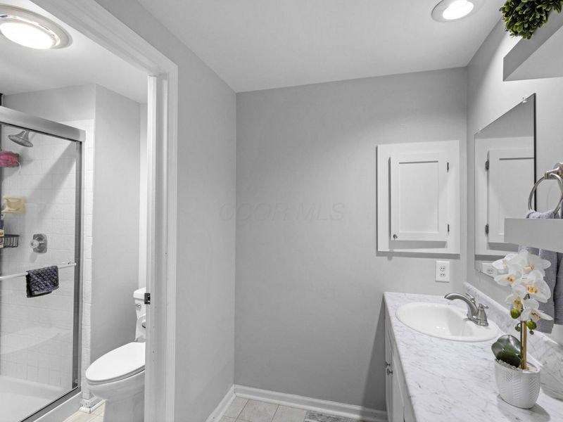 2049 Willow Glen Lane, Unit B, Columbus, OH 43229 Photo 20