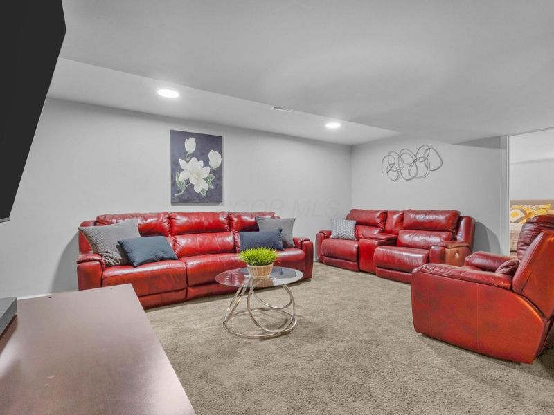 2049 Willow Glen Lane, Unit B, Columbus, OH 43229 Photo 26