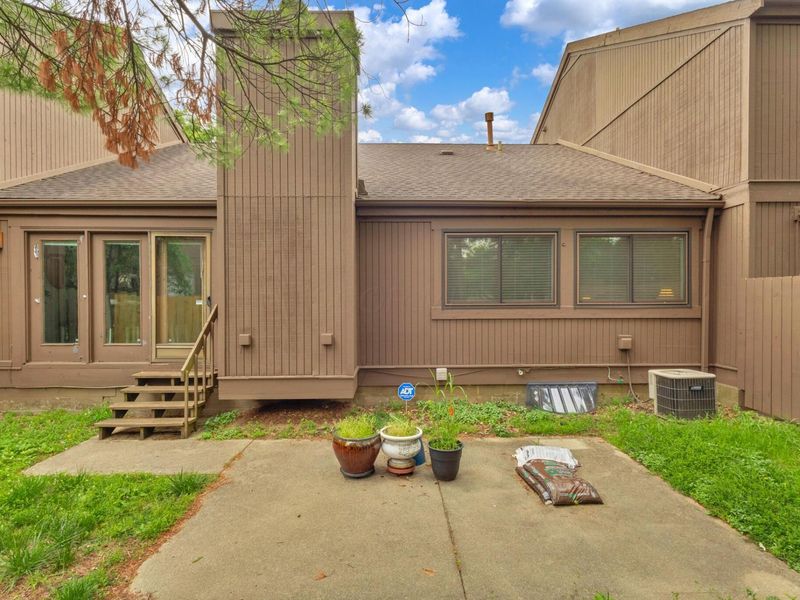 2049 Willow Glen Lane, Unit B, Columbus, OH 43229 Photo 32