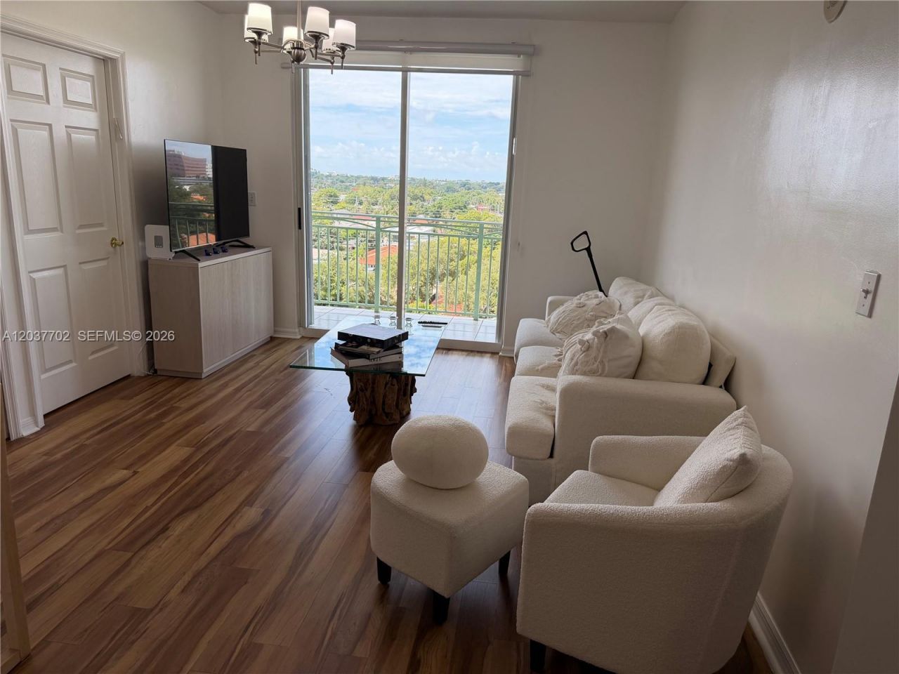 3500 Coral Way, Unit 907, Miami, FL 33145 Photo