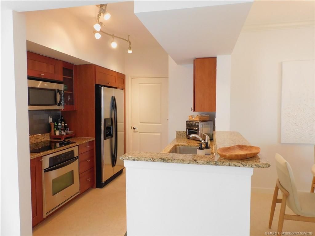 815 NW Flagler Avenue, Unit 302, Stuart, FL 34994 Photo