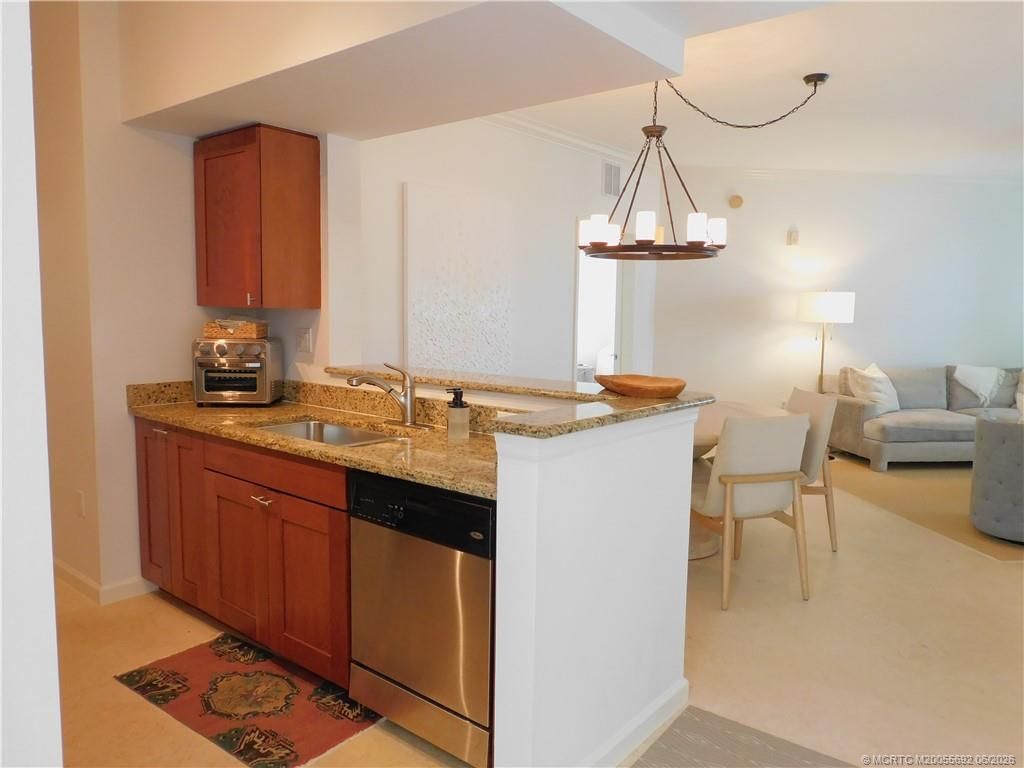 815 NW Flagler Avenue, Unit 302, Stuart, FL 34994 Photo