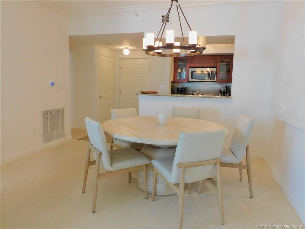 815 NW Flagler Avenue, Unit 302, Stuart, FL 34994 Photo
