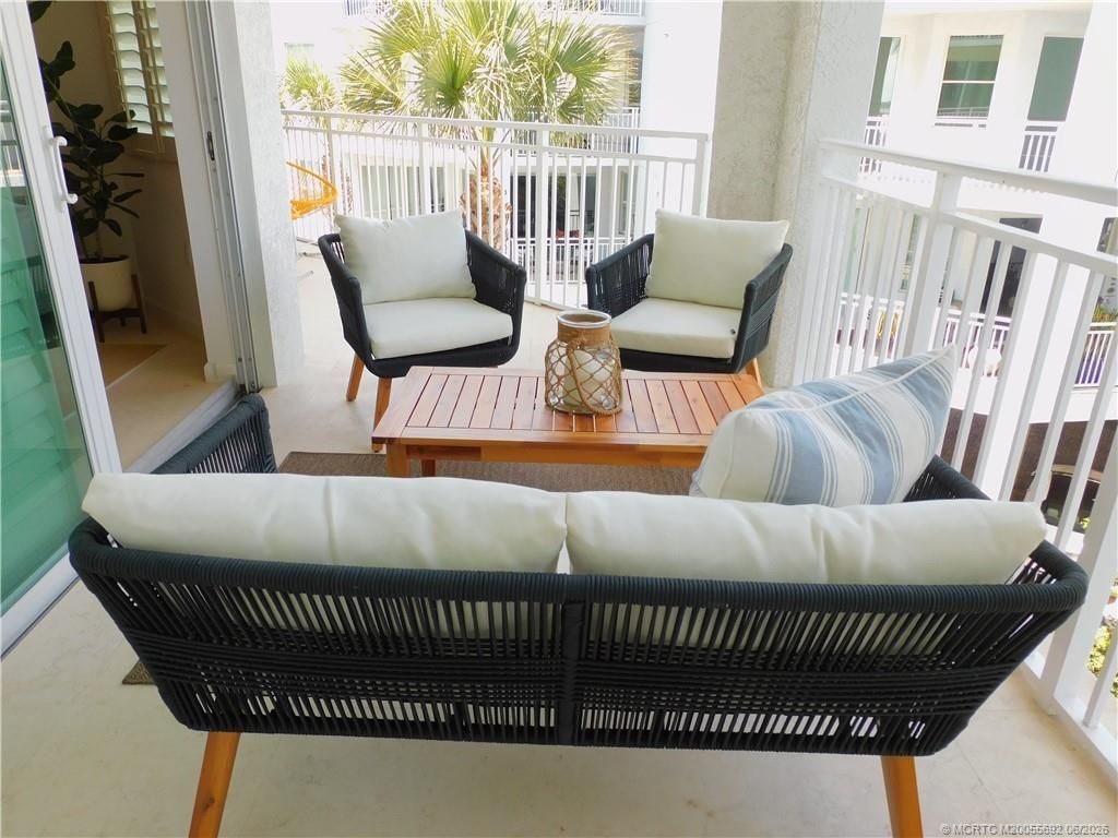 815 NW Flagler Avenue, Unit 302, Stuart, FL 34994 Photo