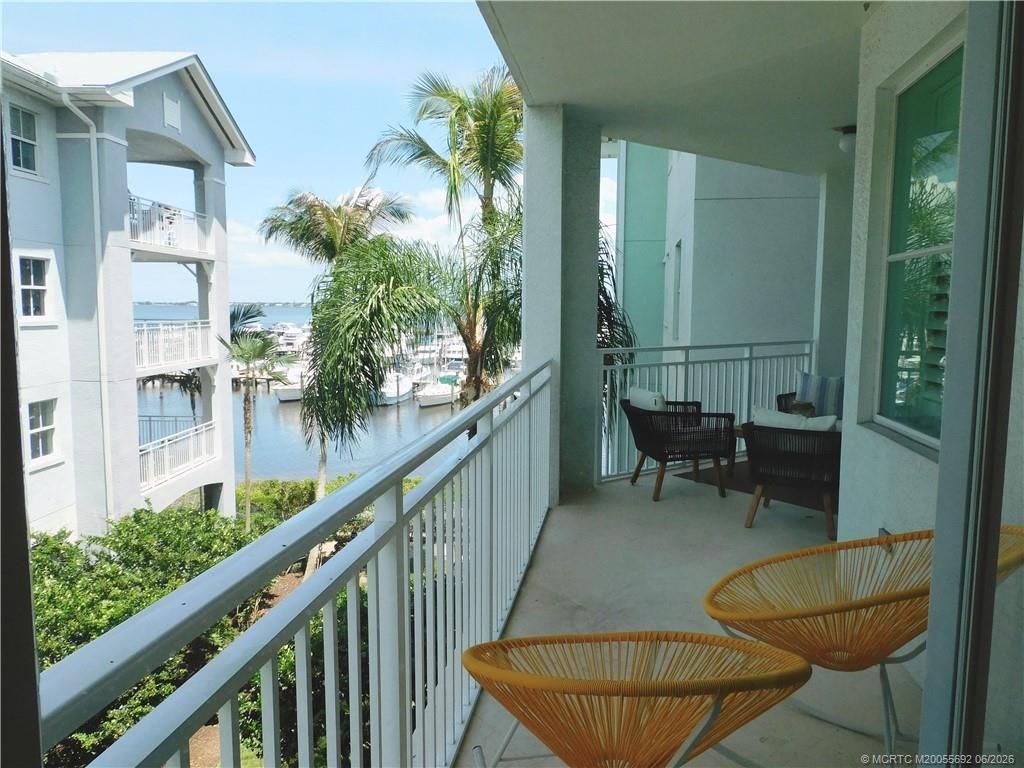 815 NW Flagler Avenue, Unit 302, Stuart, FL 34994 Photo