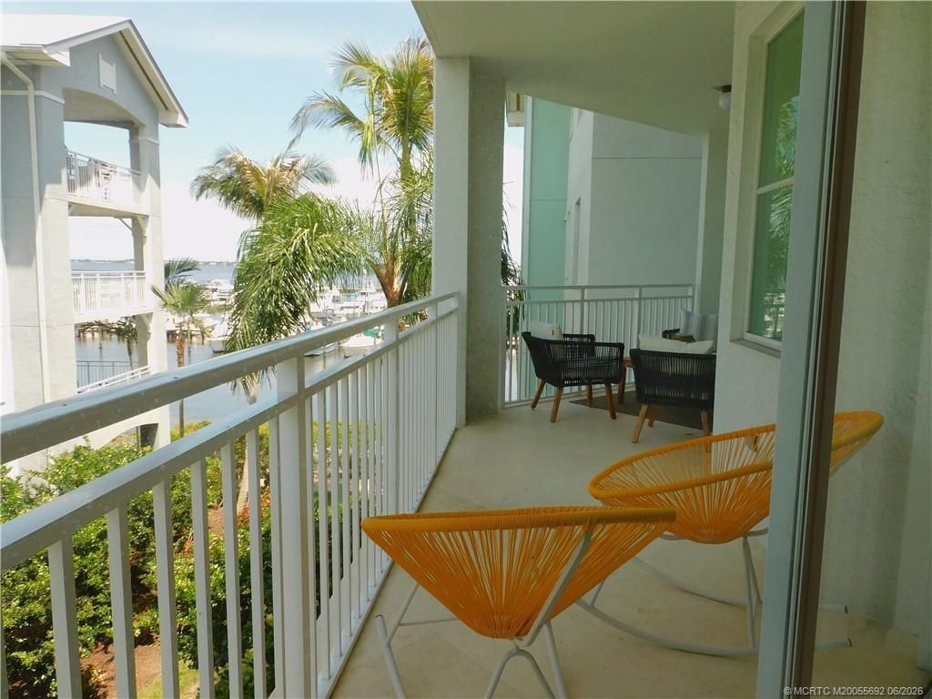 815 NW Flagler Avenue, Unit 302, Stuart, FL 34994 Photo