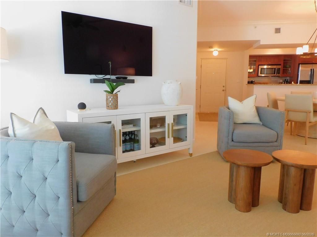 815 NW Flagler Avenue, Unit 302, Stuart, FL 34994 Photo