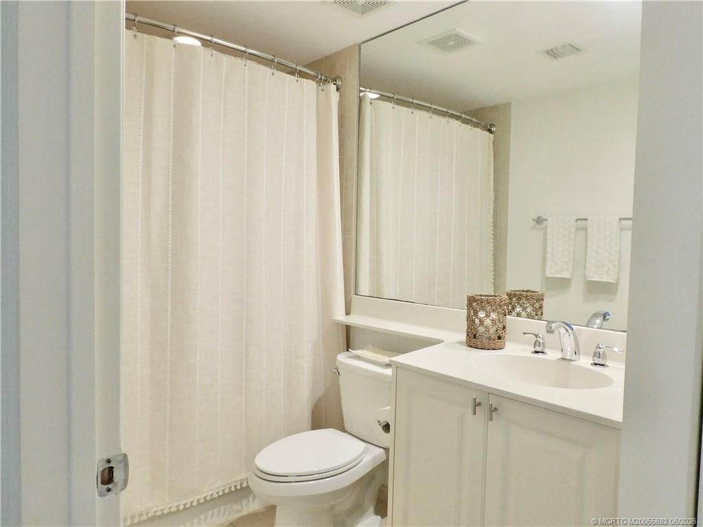 815 NW Flagler Avenue, Unit 302, Stuart, FL 34994 Photo