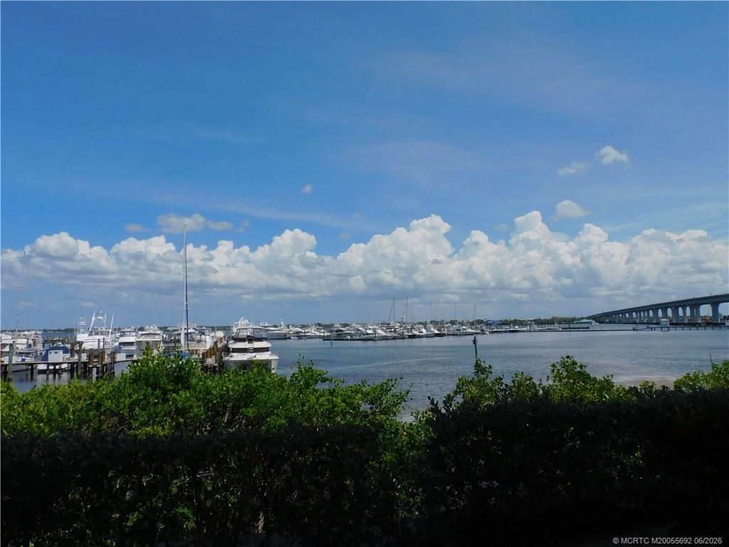 815 NW Flagler Avenue, Unit 302, Stuart, FL 34994 Photo