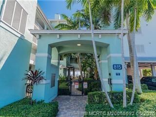 815 NW Flagler Avenue, Unit 302, Stuart, FL 34994 Photo