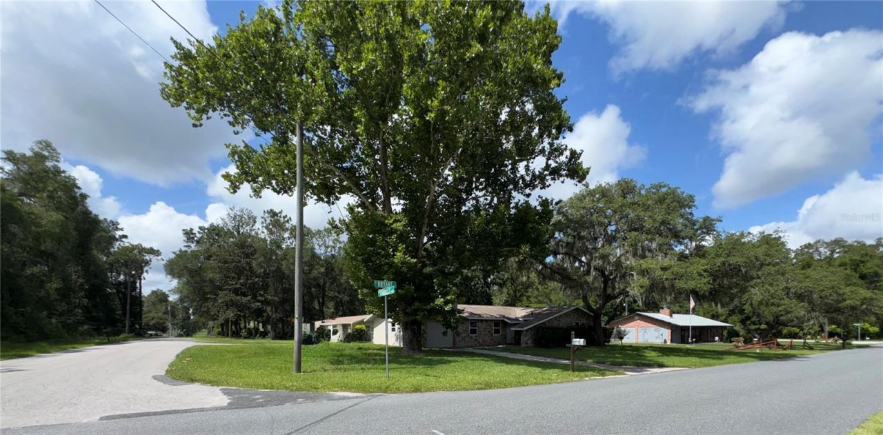 3000 E Bryant Street, Inverness, FL 34453 Photo
