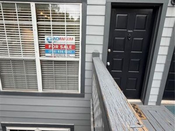 1305 Weatherstone Way NE, Atlanta, GA 30324