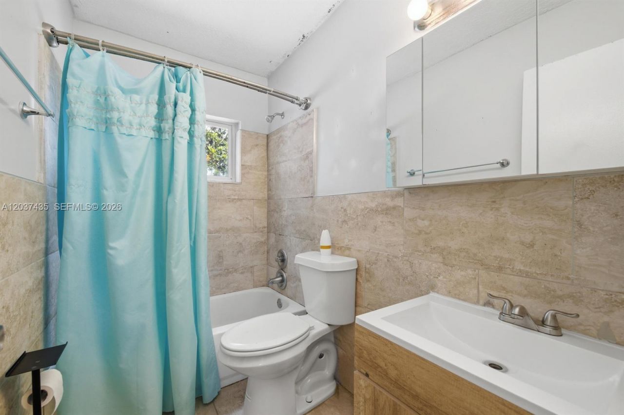 3821 NW 4th Pl, Lauderhill, FL 33311 Photo