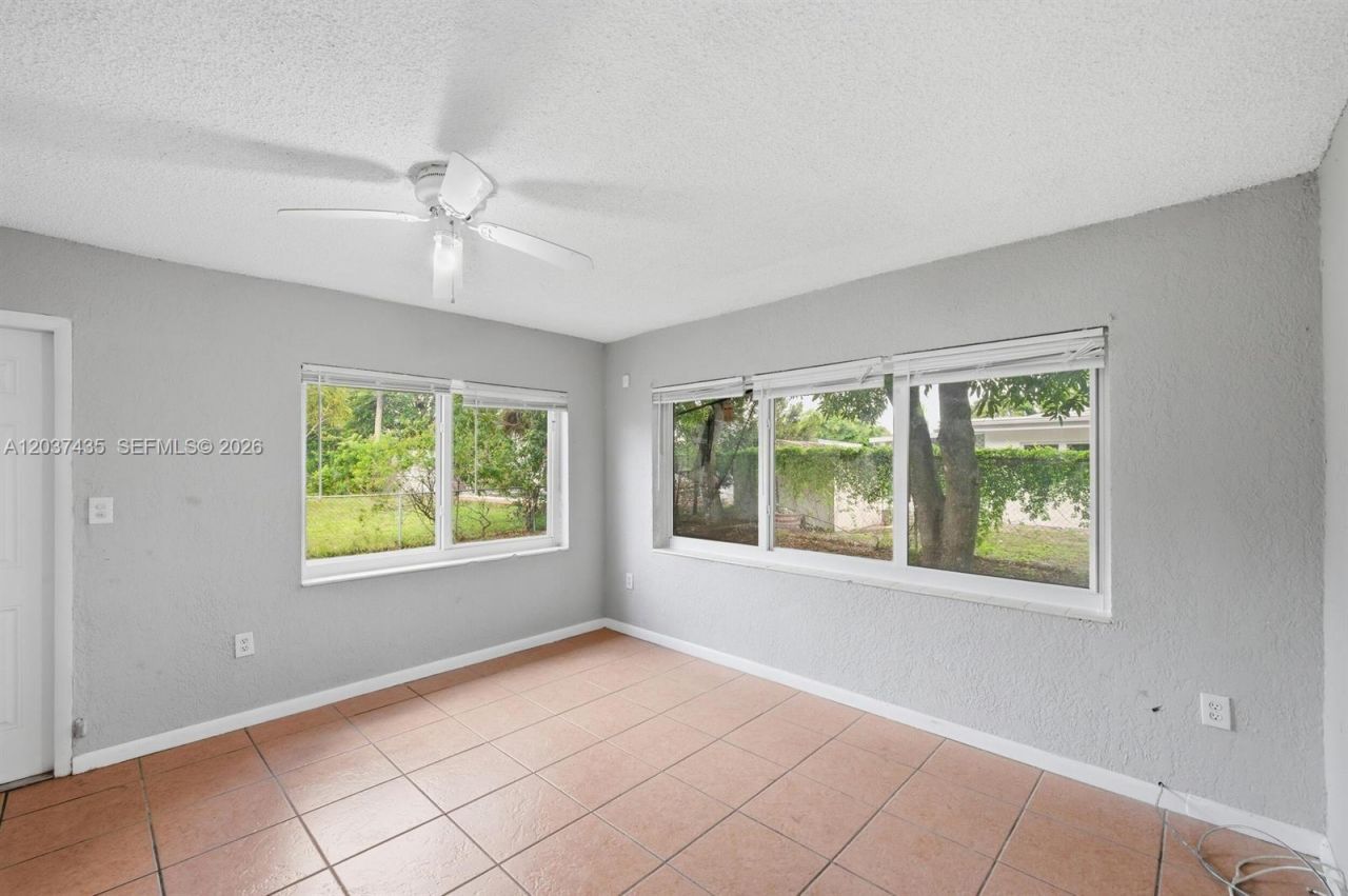 3821 NW 4th Pl, Lauderhill, FL 33311 Photo