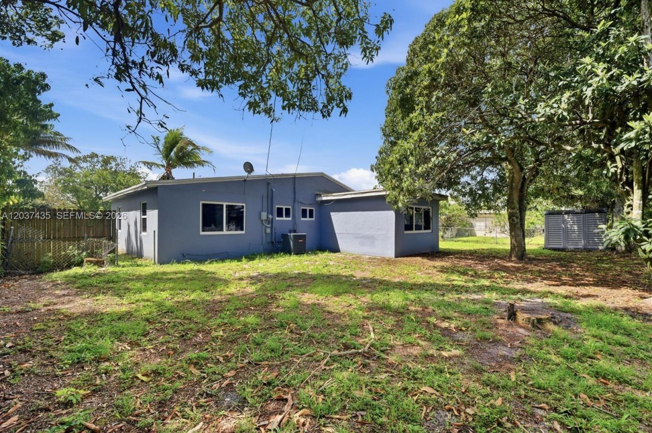3821 NW 4th Pl, Lauderhill, FL 33311 Photo