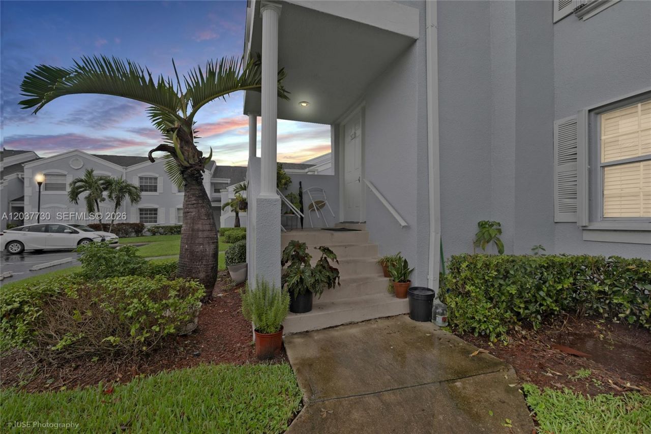 2622 SE 19th Ct, Unit 207-B, Homestead, FL 33035 Photo