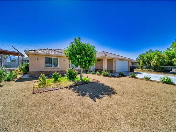 1801 S Highland Avenue , Pahrump, NV 89048