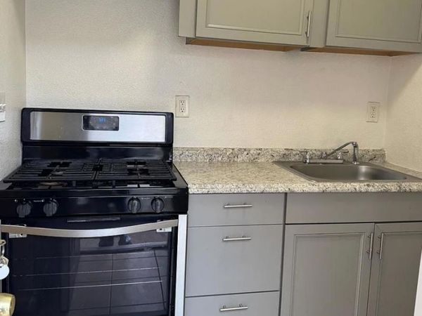 416 N 1/2 School St, Lodi, CA 95240