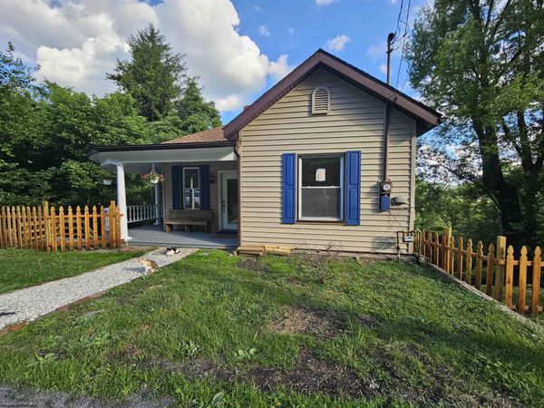 510 W Main Street, Grafton, WV 26354