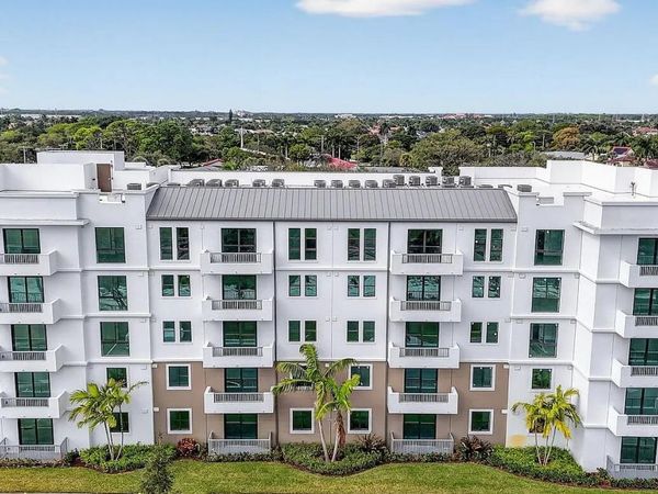 100 W Hidden Valley Boulevard, Unit 350-302, Boca Raton, FL 33487