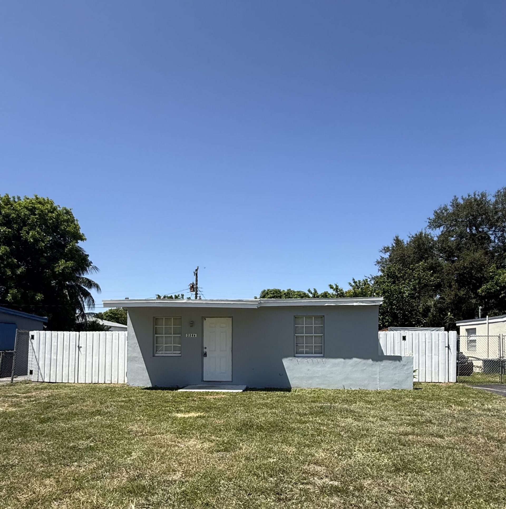 2349 NW 13th Court, Fort Lauderdale, FL 33311 Photo