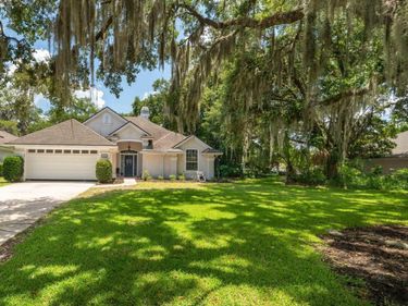1581 STONEBRIAR Road, Green Cove Springs, FL 32043