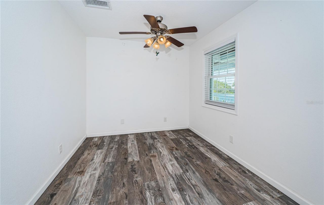 149 Seahorse Drive Se, Unit H, Saint Petersburg, FL 33705 Photo