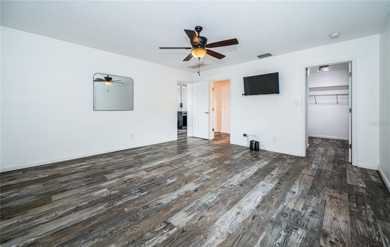 149 Seahorse Drive Se, Unit H, Saint Petersburg, FL 33705 Photo