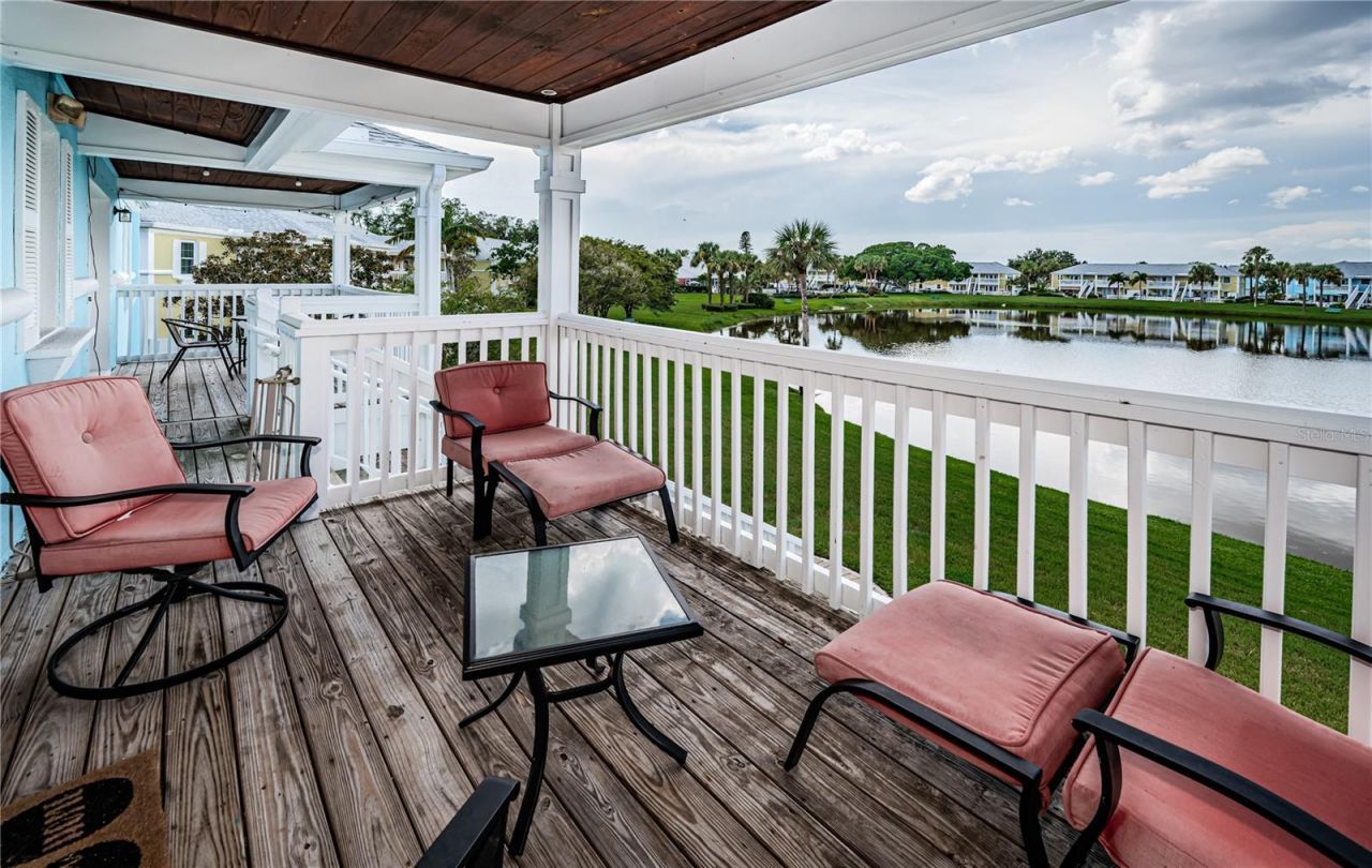 149 Seahorse Drive Se, Unit H, Saint Petersburg, FL 33705 Photo