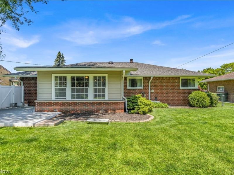 364 Cherry Lane, Seven Hills, OH 44131 Photo 37