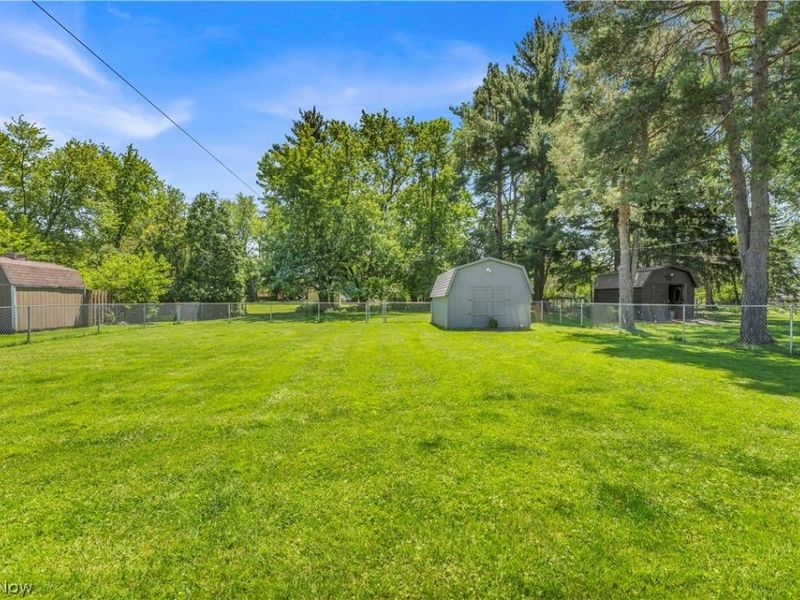 364 Cherry Lane, Seven Hills, OH 44131 Photo 38