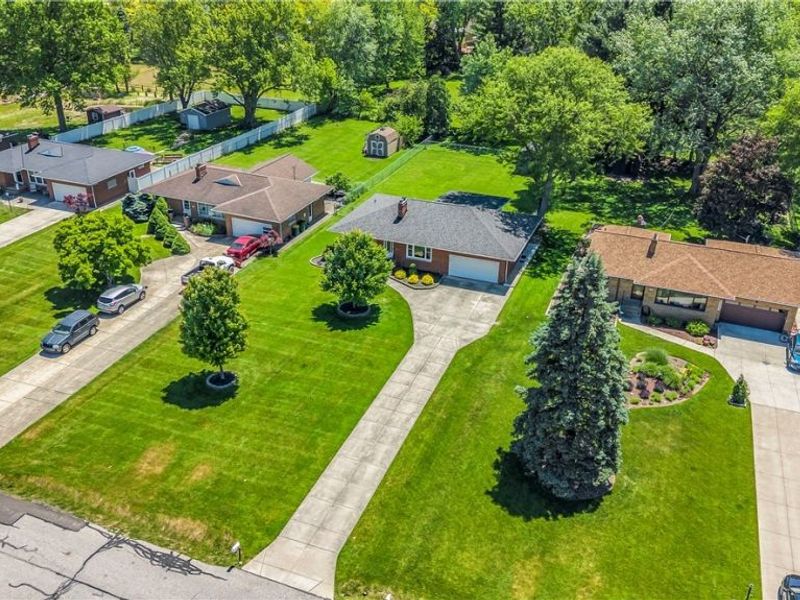 364 Cherry Lane, Seven Hills, OH 44131 Photo 40