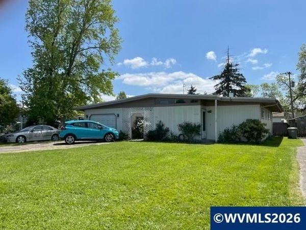 1036 23rd Av SE, Albany, OR 97322
