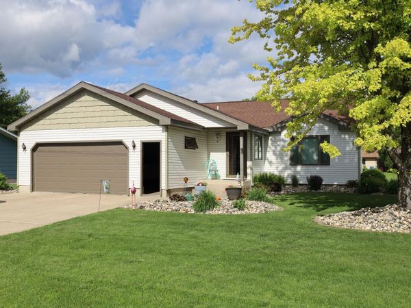 736 Main Street , Breckenridge, MN 56520