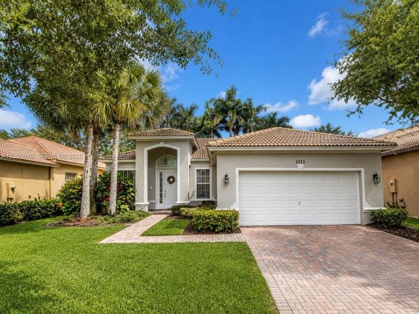 4413 W Whitewater Ave , Weston, FL 33332