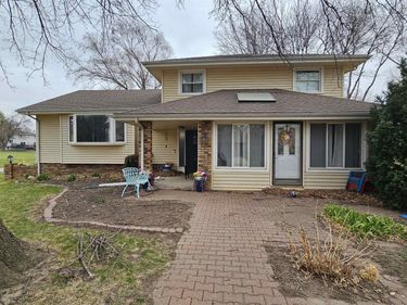14830 Paul Plaza, Omaha, NE 68154