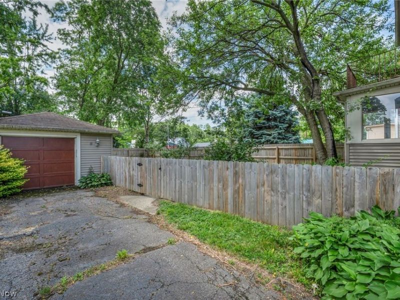 1940 E 34th Street, Lorain, OH 44055 Photo 48