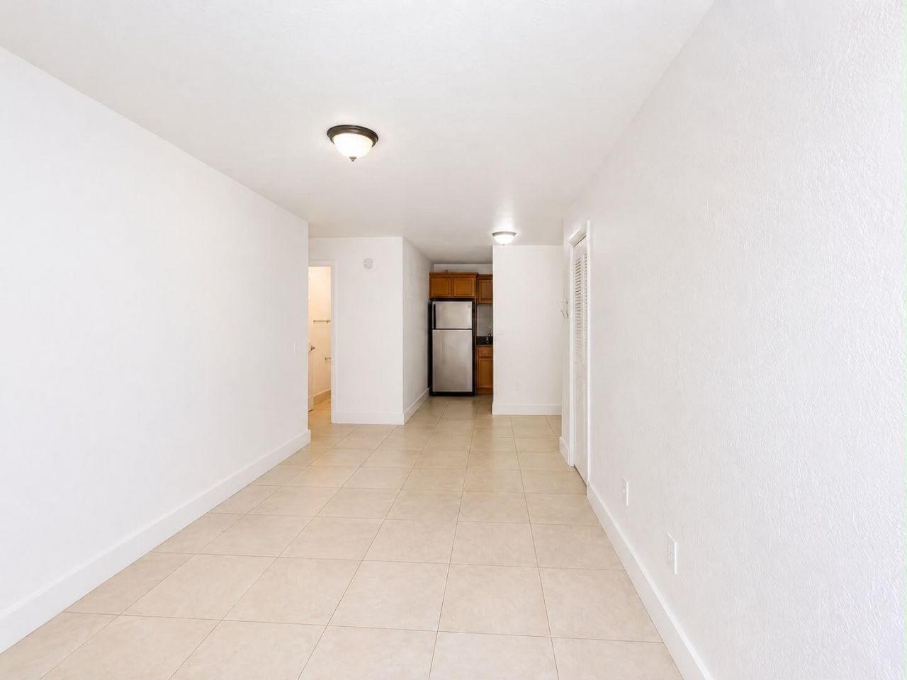 990 NW 1st Street, Unit 1, Miami, FL 33128 Photo