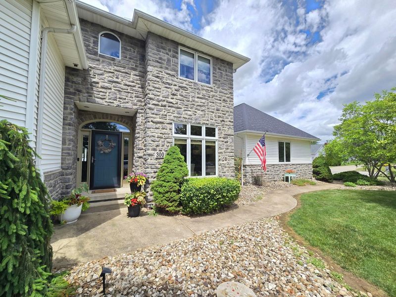 300 Wildflower Drive, Galion, OH 44833 Photo 3