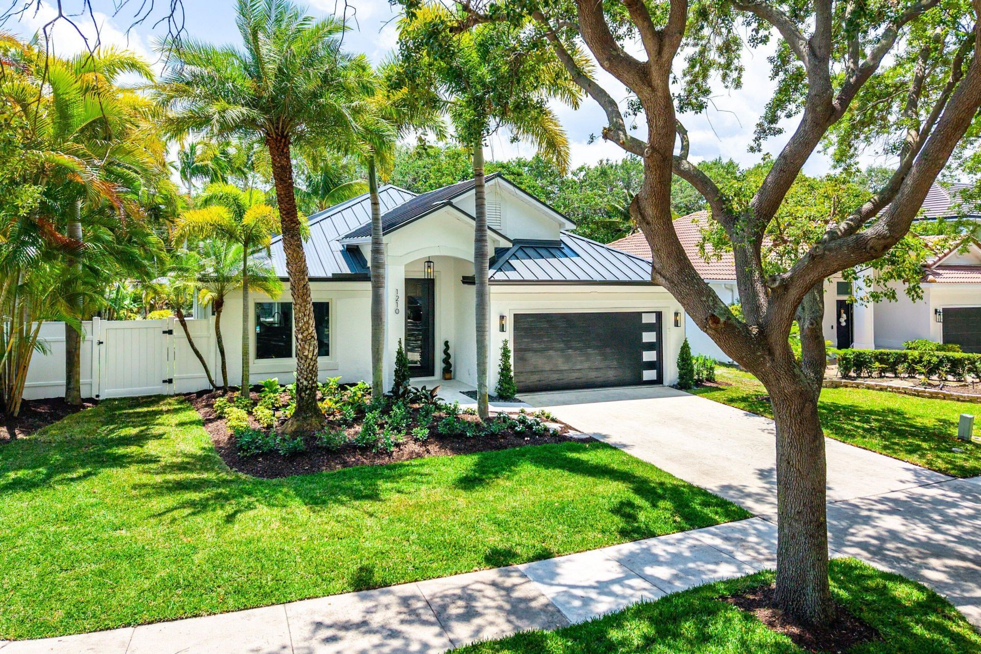 1210 Delray Lakes Drive, Delray Beach, FL 33444 Photo