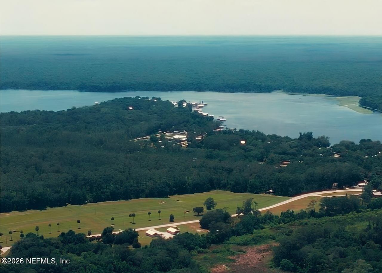 201 Village Drive, Welaka, FL 32193 Photo