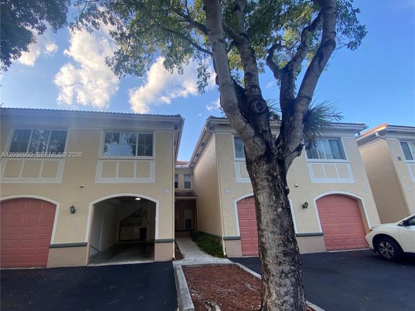 2492 Centergate Dr , Unit 102, Miramar, FL 33025