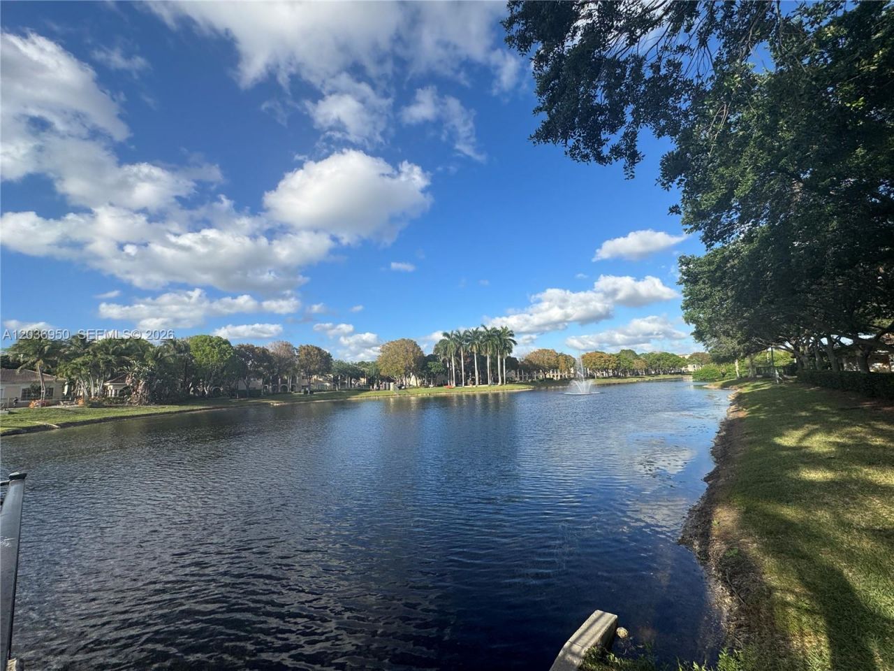 2492 Centergate Dr , Unit 102, Miramar, FL 33025 Photo