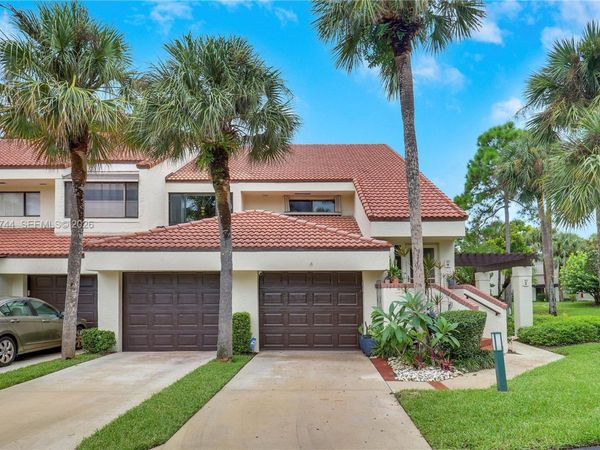 101 Sea Oats Dr, Unit H, Juno Beach, FL 33408