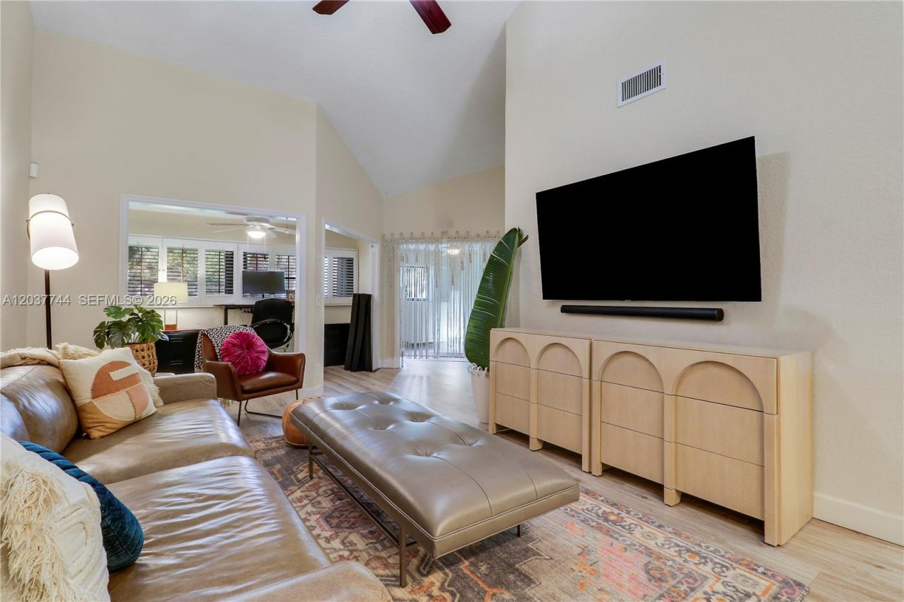 101 Sea Oats Dr, Unit H, Juno Beach, FL 33408 Photo
