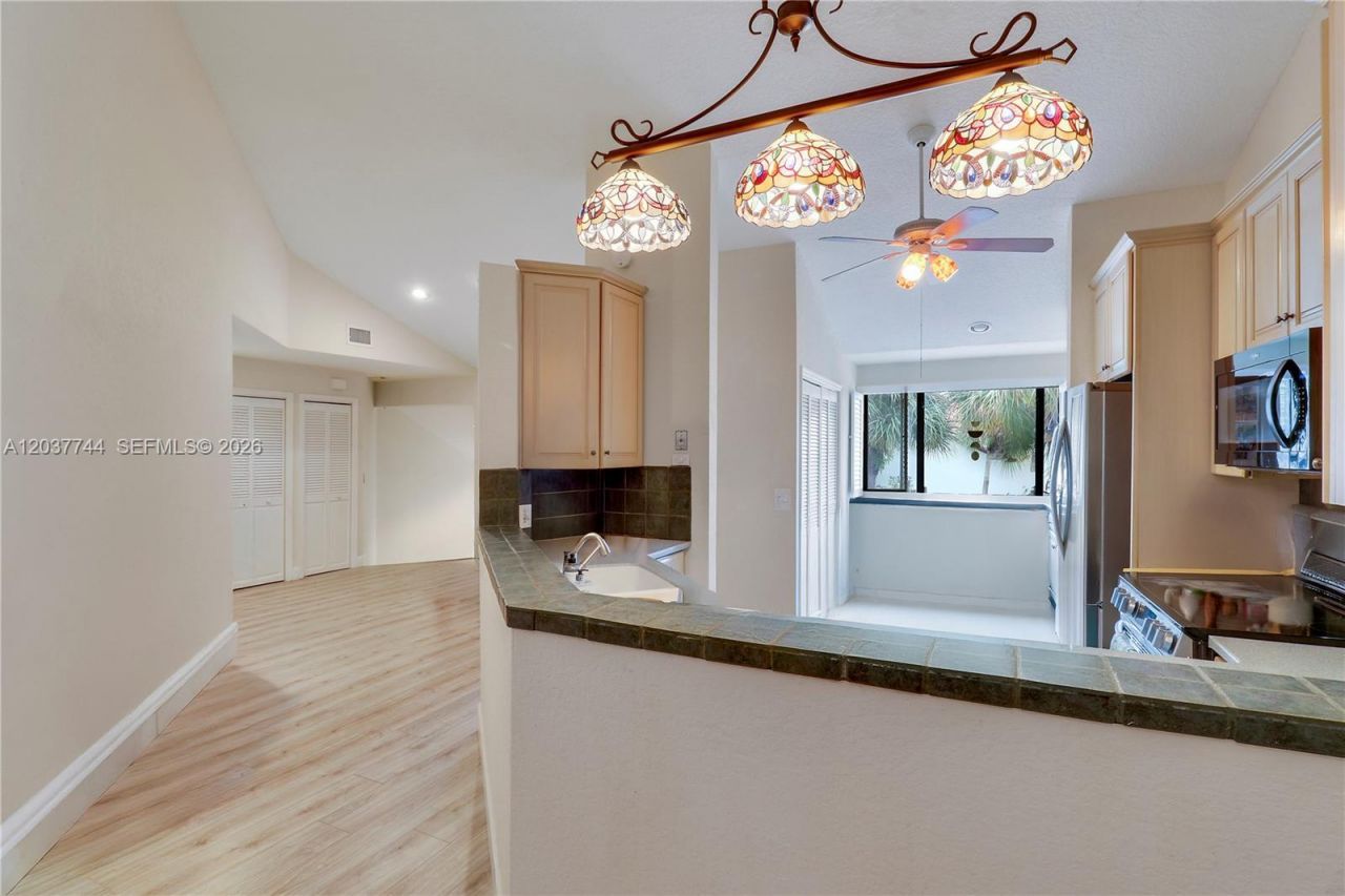 101 Sea Oats Dr, Unit H, Juno Beach, FL 33408 Photo