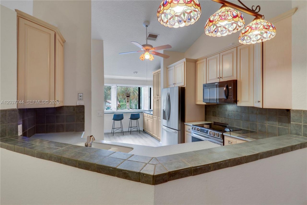 101 Sea Oats Dr, Unit H, Juno Beach, FL 33408 Photo