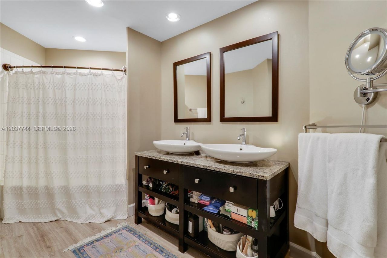 101 Sea Oats Dr, Unit H, Juno Beach, FL 33408 Photo