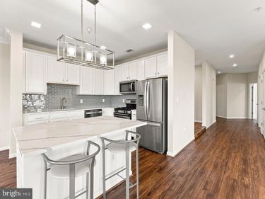 1641 LADUE COURT, Unit 304, WOODBRIDGE, VA 22191
