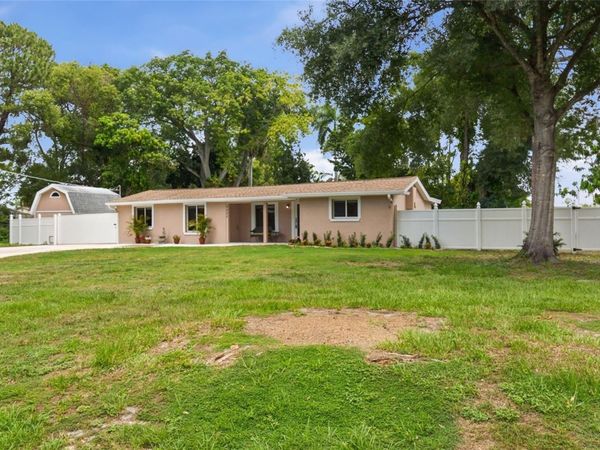 8205 WESTRIDGE DRIVE, TAMPA, FL 33615